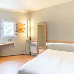 Fasthotel Rouen Sud Клеон