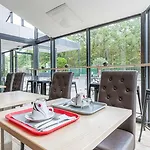 Fasthotel Rouen Sud
