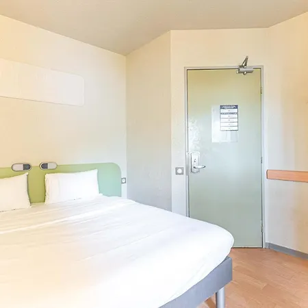 Fasthotel Rouen Sud Hotel