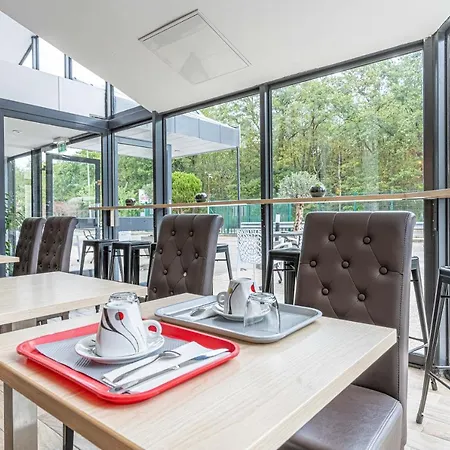 Fasthotel Rouen Sud Hotel