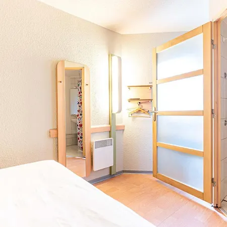 Fasthotel Rouen Sud Hotel 2*