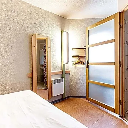 Fasthotel Rouen Sud Hotel