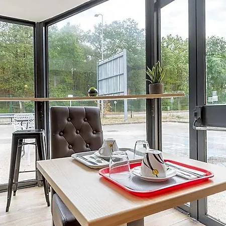 Fasthotel Rouen Sud Cleon