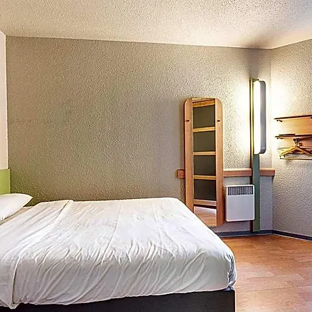 Fasthotel Rouen Sud Cleon