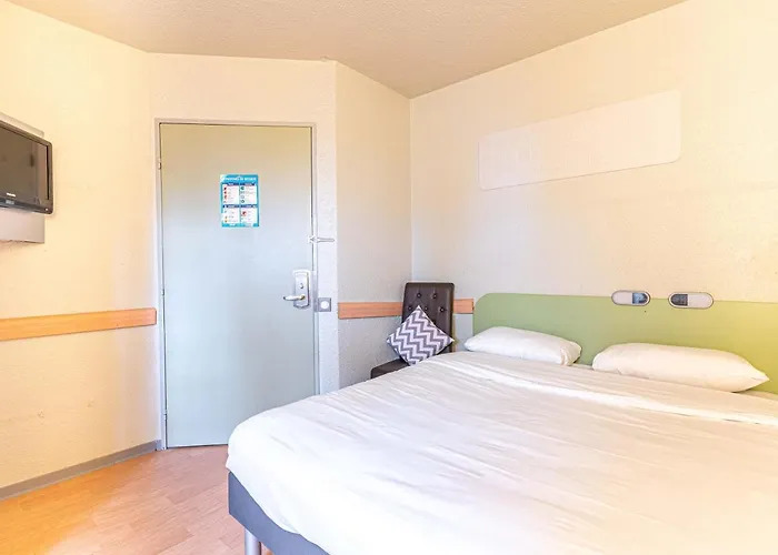 Fasthotel Rouen Sud 2*