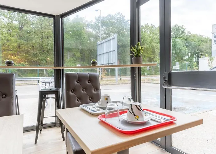 Fasthotel Rouen Sud 酒店 克里昂