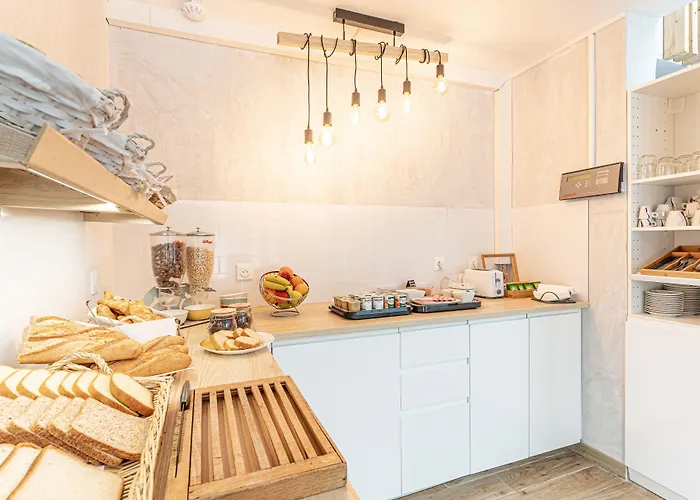 Fasthotel Rouen Sud 2* 克里昂