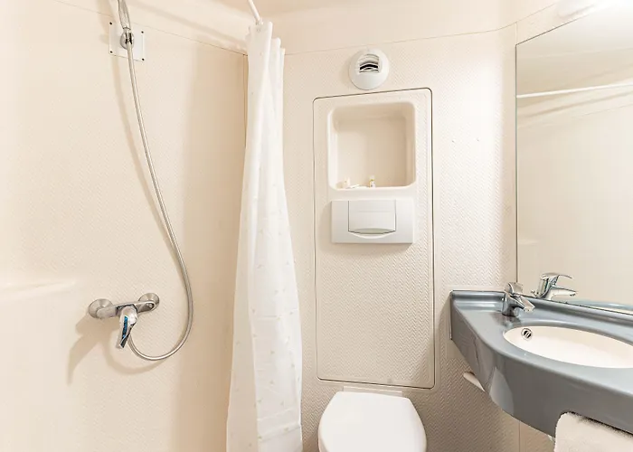 Fasthotel Rouen Sud Hotel